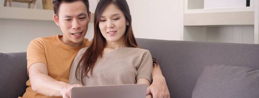 couple doing mortgages planning